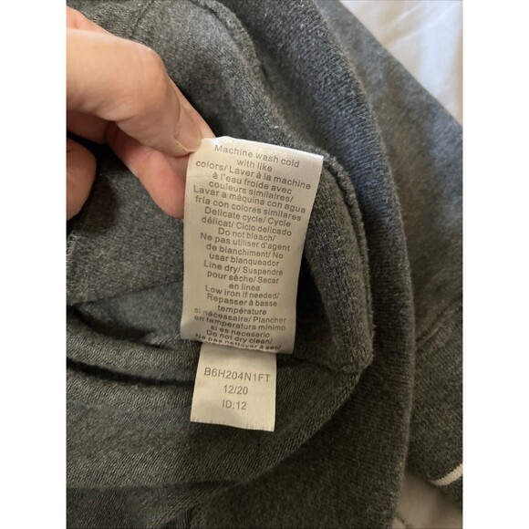 Psycho Bunny Gray V-Neck Sweater - Picture 10 of 12